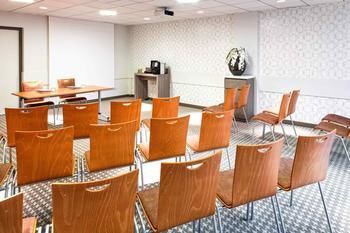 Hotel Kyriad Clermont Ferrand