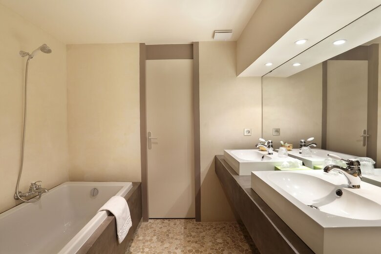 Hotel H�tel Le Roncevaux