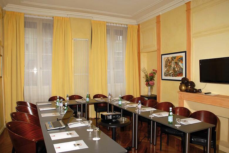 Hotel H�tel Du Palais de L'isle