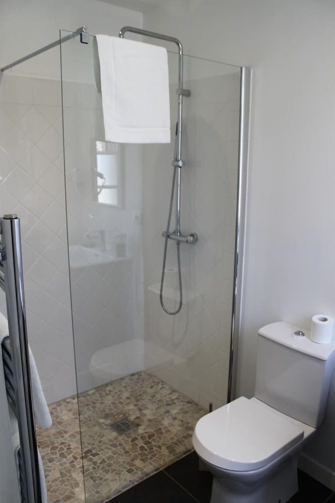 Hostal Maison Charles Maurice