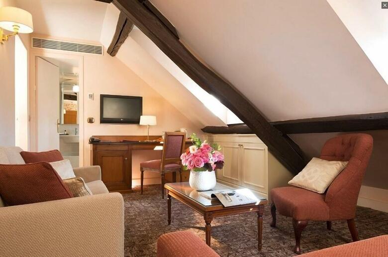 Hotel Queen Mary