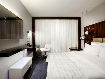 Hotel Le Meridien Etoile