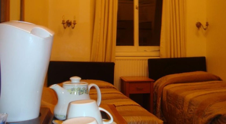 Caswell Hotel