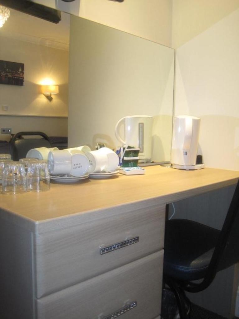 Gower Hotel