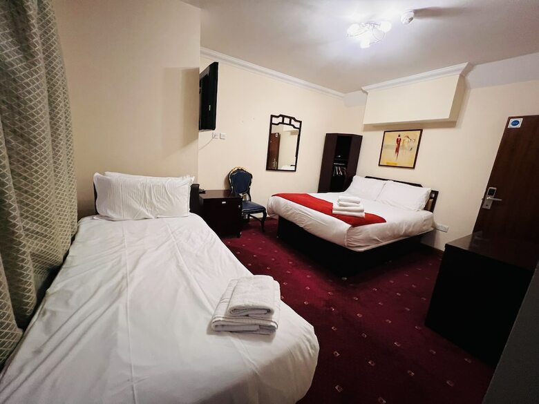 London Star Hotel