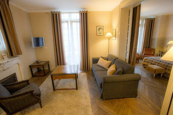 Hotel L'augeval