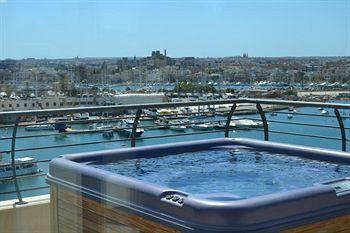 Pebbles Boutique Aparthotel
