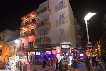 Paceville Apartments