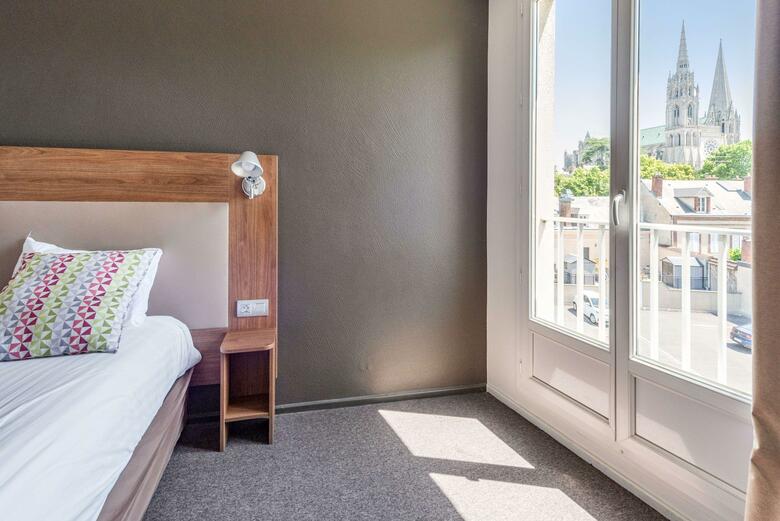 Timhotel Chartres Chatelet