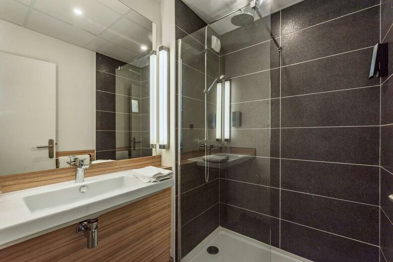 Timhotel Chartres Chatelet