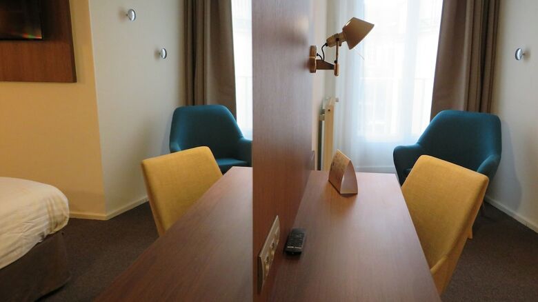 Timhotel Chartres Chatelet