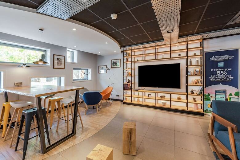 Timhotel Chartres Chatelet
