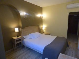 Hotel Empire