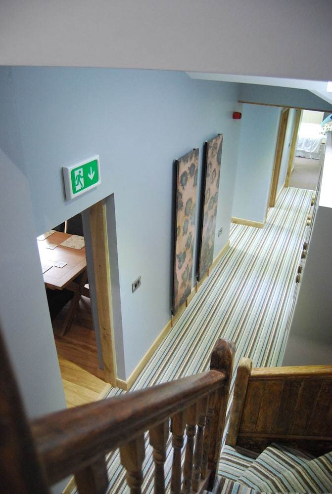 Hostal The Feathers