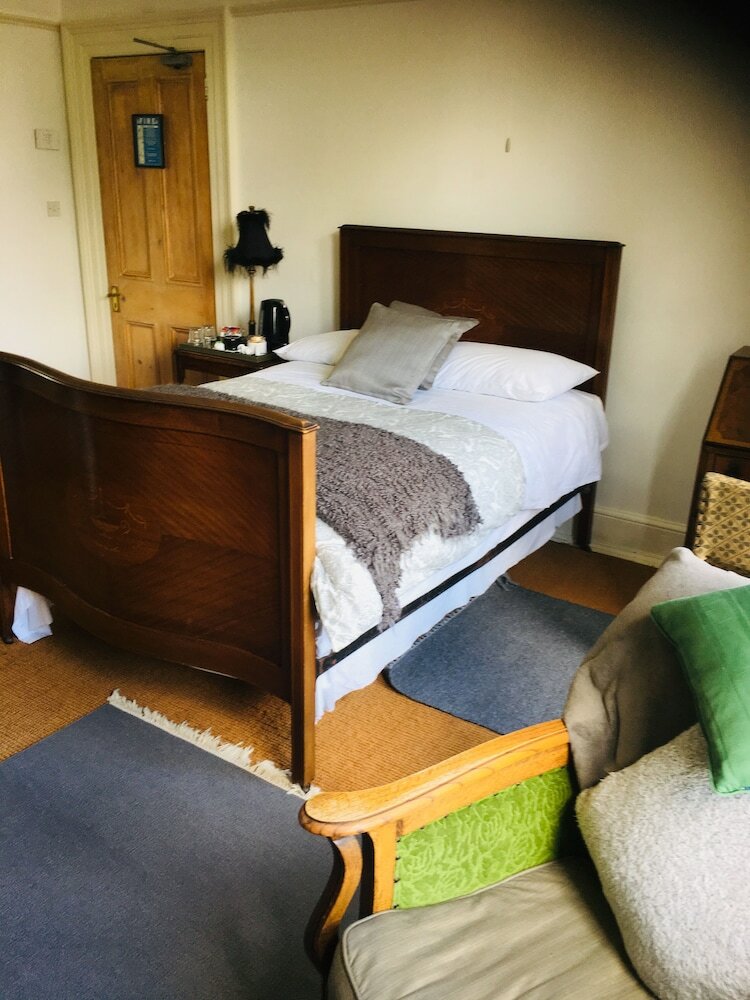 Hostal Cornerstones Guest House