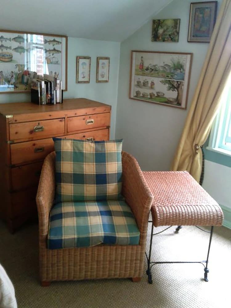 Hostal Cornerstones Guest House