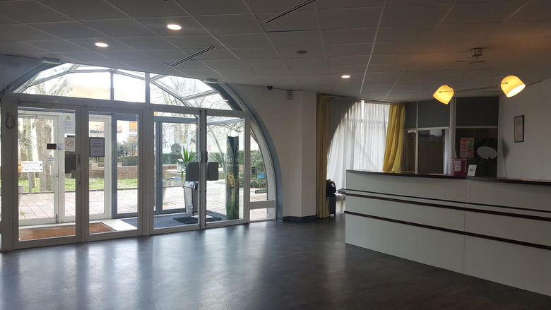 Hotelf1 Cergy