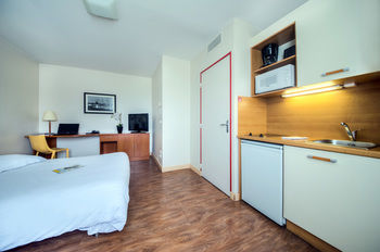 Hotel Park & Suites Elegance Saint Nazaire