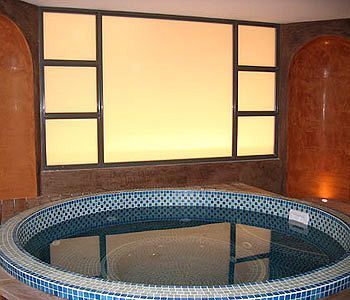 Hotel Le Pre Carre