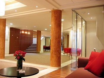 Hotel Le Pre Carre