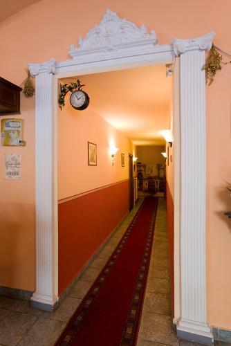 Hotel Columbo