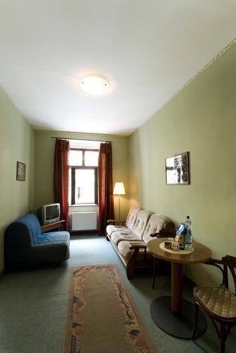 Hotel Columbo