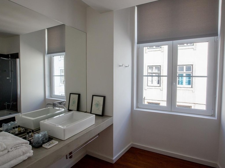 Hostal The 8 - Downtown Suites