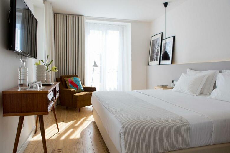 Hostal The 8 - Downtown Suites