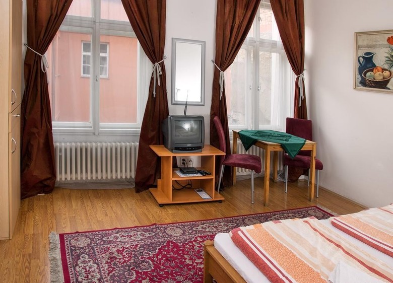 Hotel Charles Bridge Bed & Breakfast