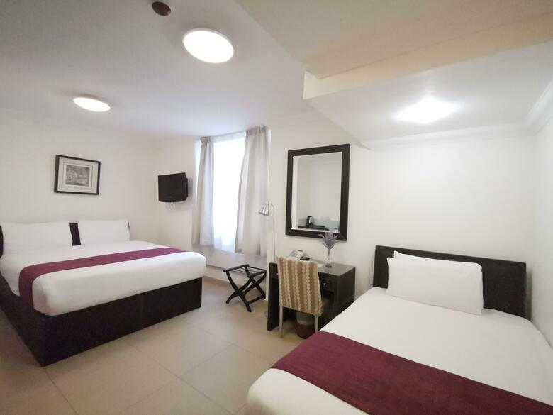 The Hyde Park Hotel