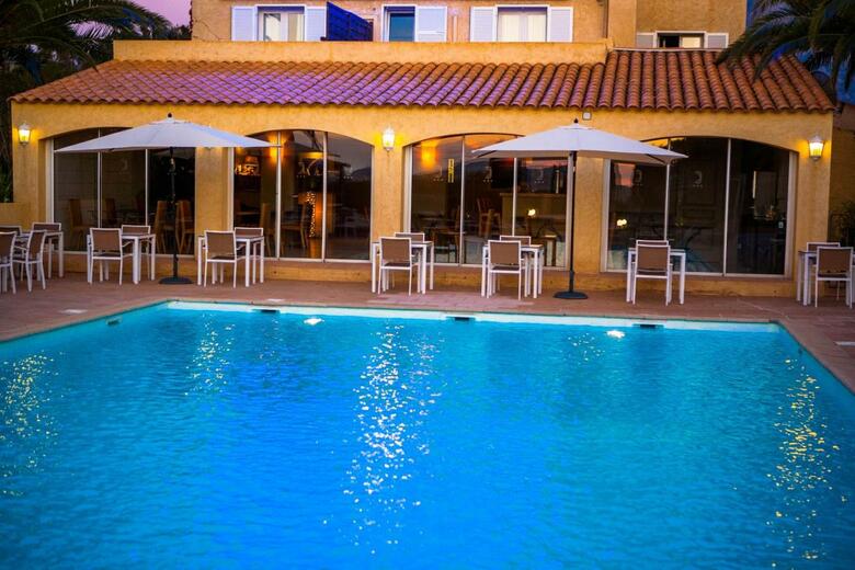 Hotel Cesario