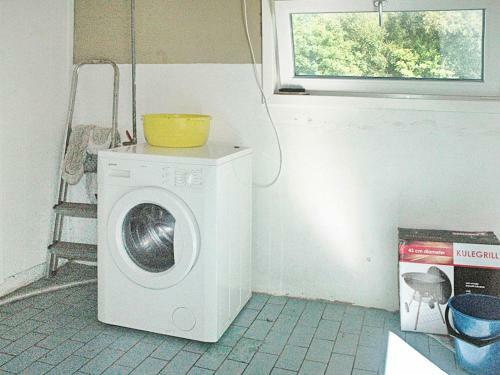 Three-bedroom Holiday Home In Vevang