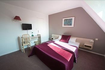 Hotel Anne De Beaujeu