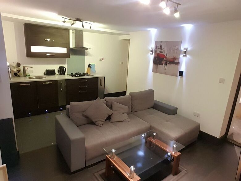 Bath Road Apartments