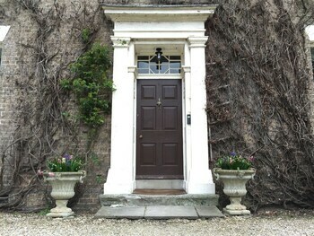 Croxton House Bed And Breakfast