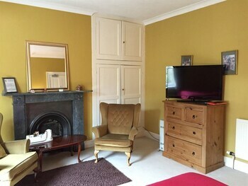 Croxton House Bed And Breakfast