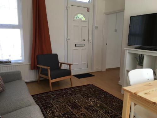 Water House Apartment