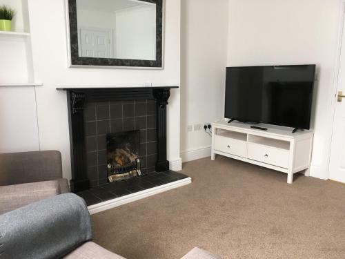 Water House Apartment
