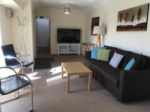Water House Apartment