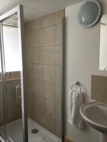 Water House Apartment