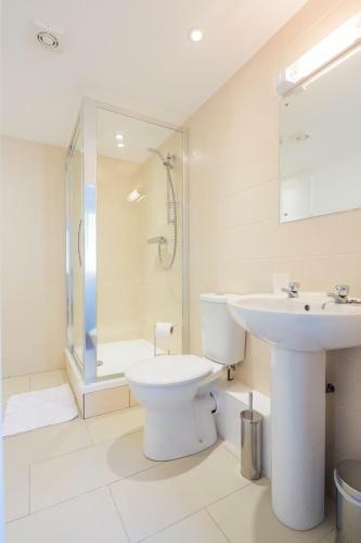 Water House Apartment