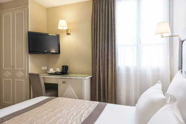 Hotel Acacias �toile