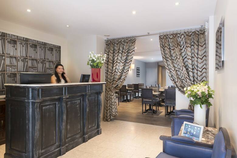 Hotel Acacias �toile