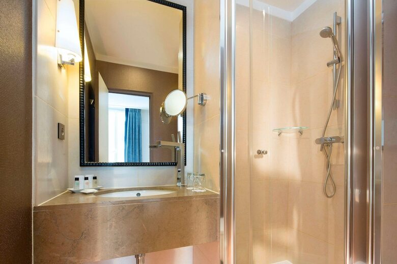 Hotel Le Chaplain Rive Gauche
