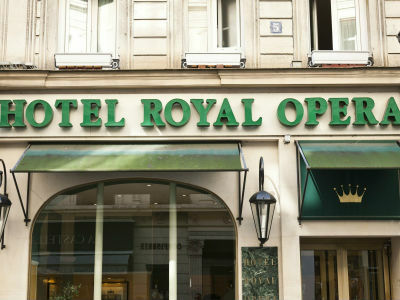 Hotel Royal Opera