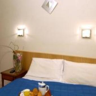 Annexe Hotel
