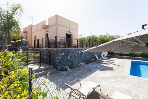 Casa Erques I Y II