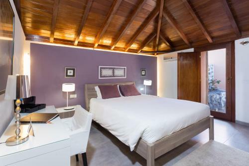 Casa Erques I Y II