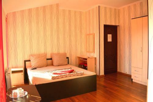 Hostal Adler Hotel