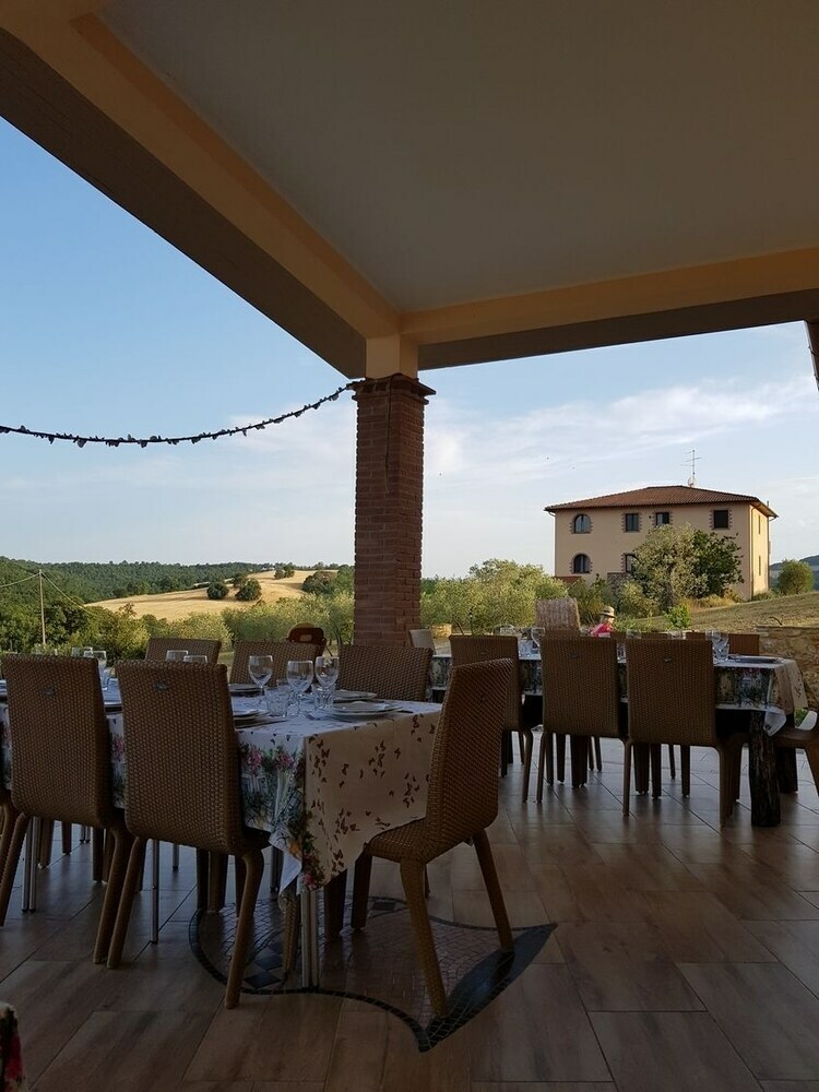 Agroturismo Agriturismo La Steccaia Alta